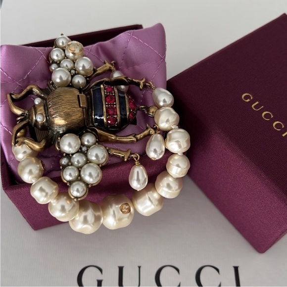 Gucci Jewelry - Gucci Rare Queen Margaret bee statement bracelet